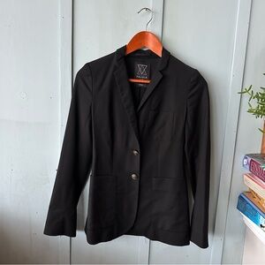 Aritzia Preppy Style w/ Gold Classic buttons Talula Classic Black Blazer Wool